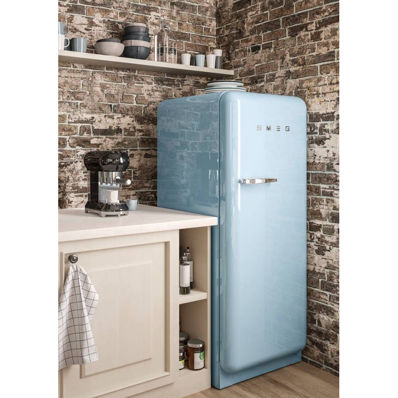 Réfrigérateur hauteur 1m53 année 50 Smeg Réfrigérateur hauteur 1m53 année 50 Smeg