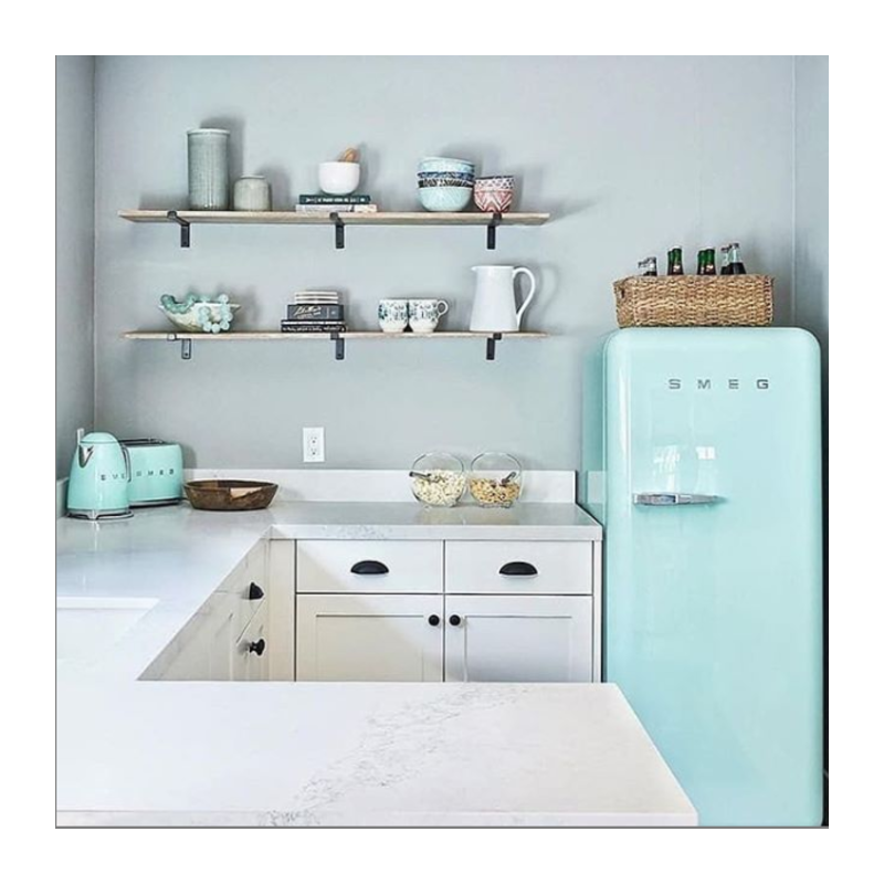 Réfrigérateur hauteur 1m53 année 50 Smeg Réfrigérateur hauteur 1m53 année 50 Smeg
